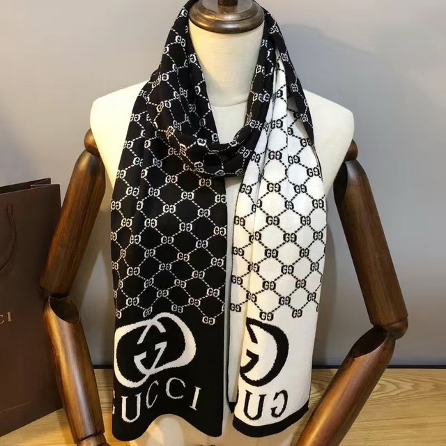 GUCCl brand scarf 30